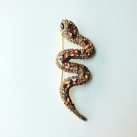 Large Rhinestone Snake Brooch - Picture 6 of 6
